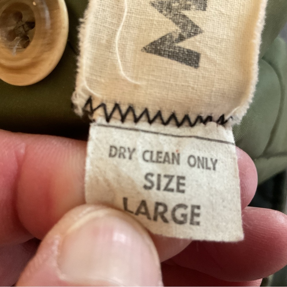 Military M52 Jacket Men’s Camo.  Size L - Picture 4 of 4